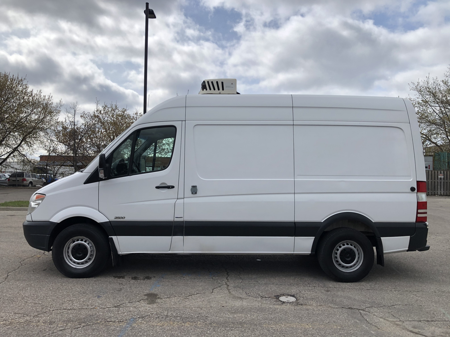 2013 Mercedes-Benz SPRINTER 2500 Reefer|Diesel|High Roof|SWB|2 Passenger|