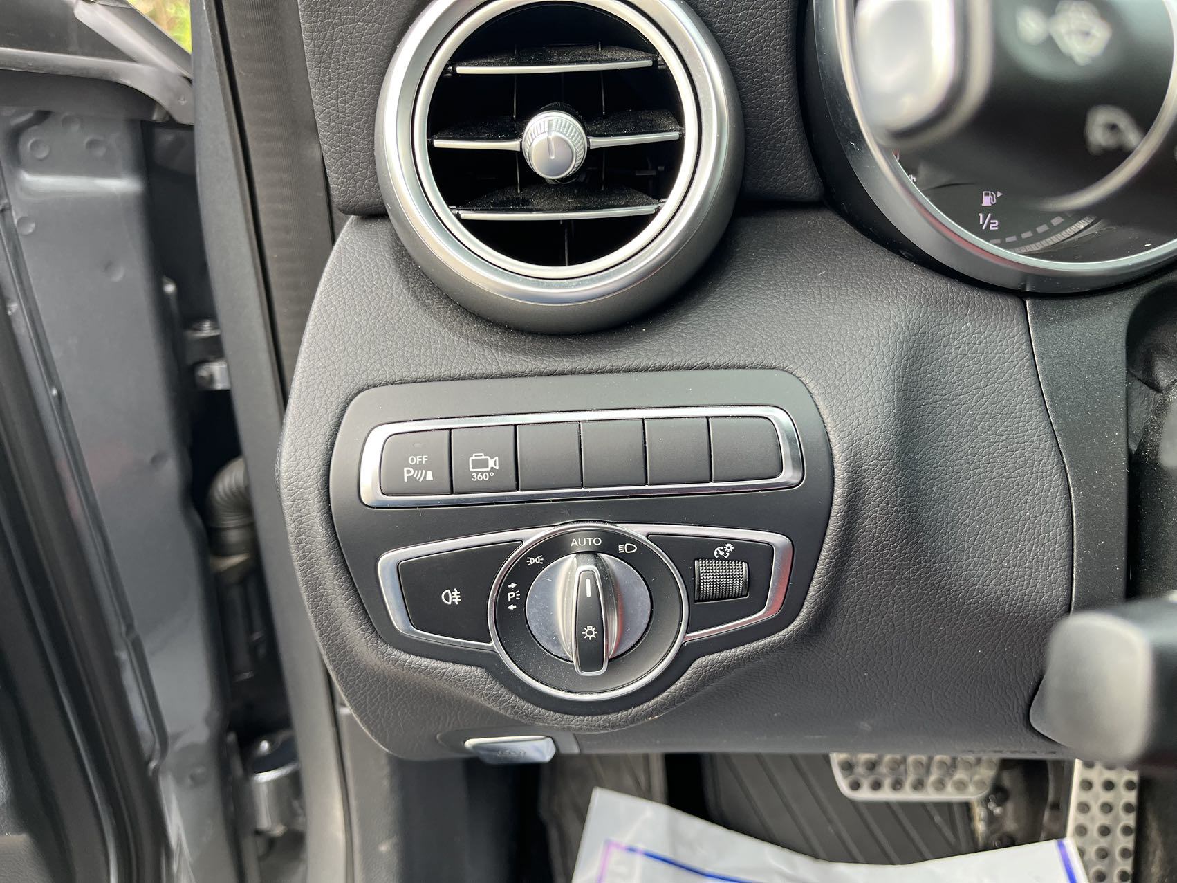 2018 Mercedes-Benz  C-Class  AMG C 43 4M..., 多伦多, 五大行Finance估价