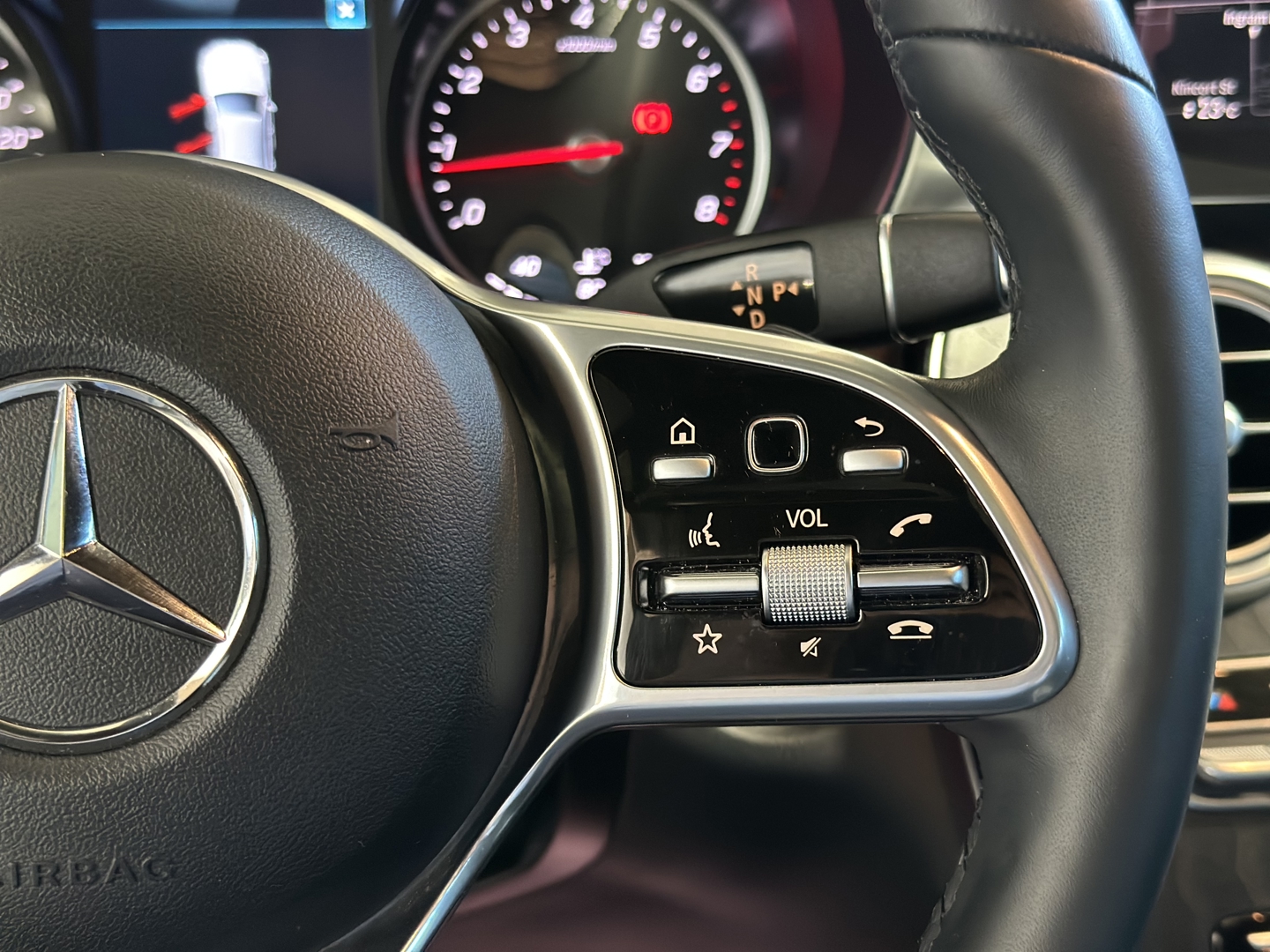 2020 Mercedes-Benz GLC300 Coupe , 多伦多, 五大行Finance估价