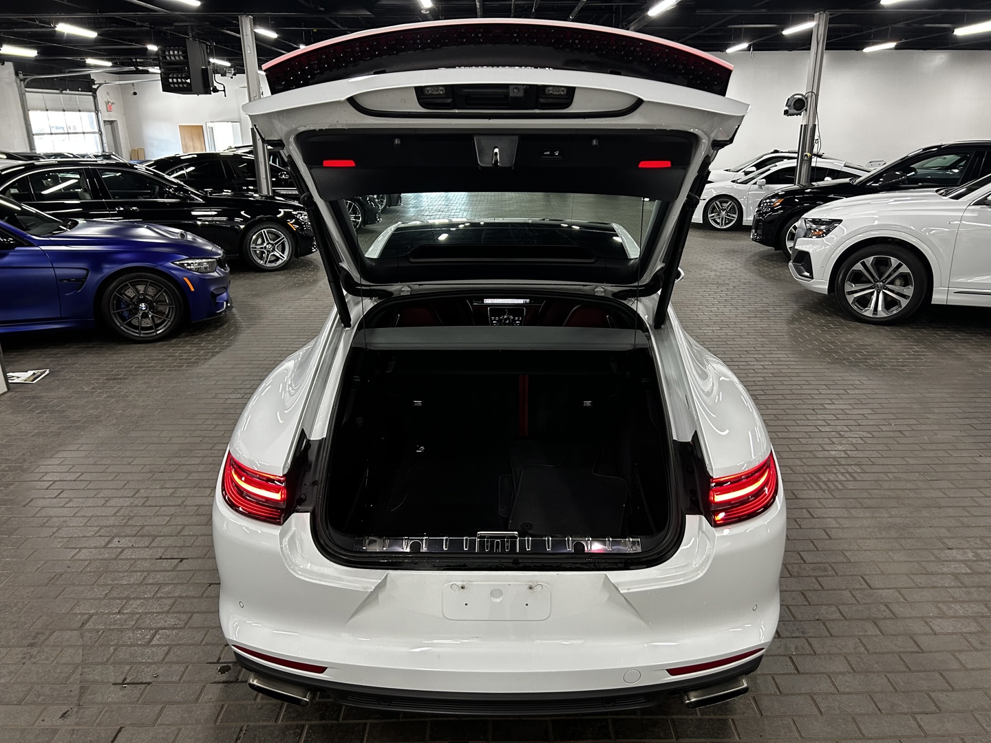 2018 Porsche Panamera 4, 多伦多, 全款车