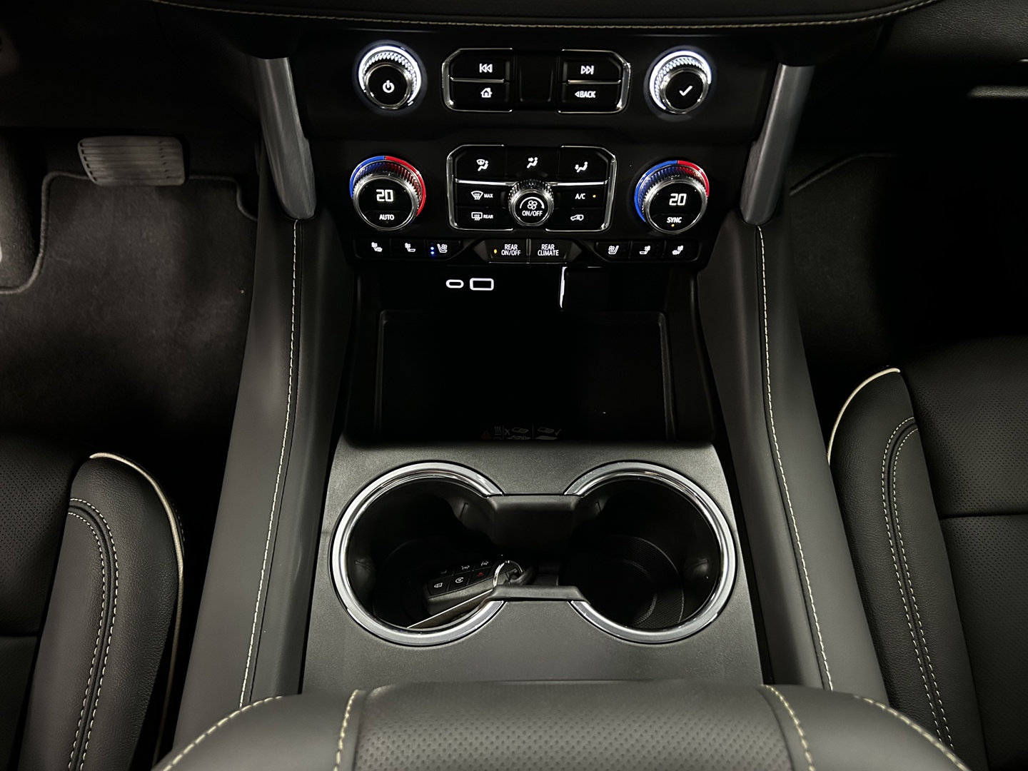 2023 GMC Yukon XL SLT, 多伦多, 全款车