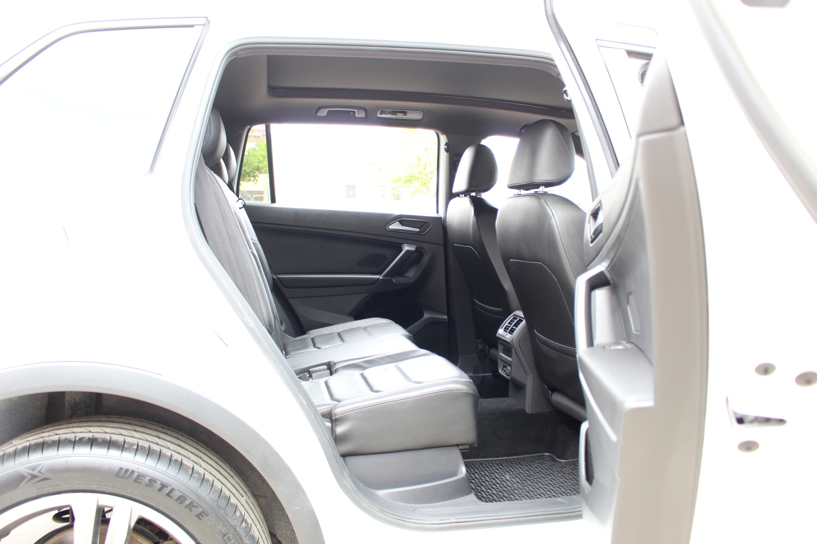 vehicle-gal18