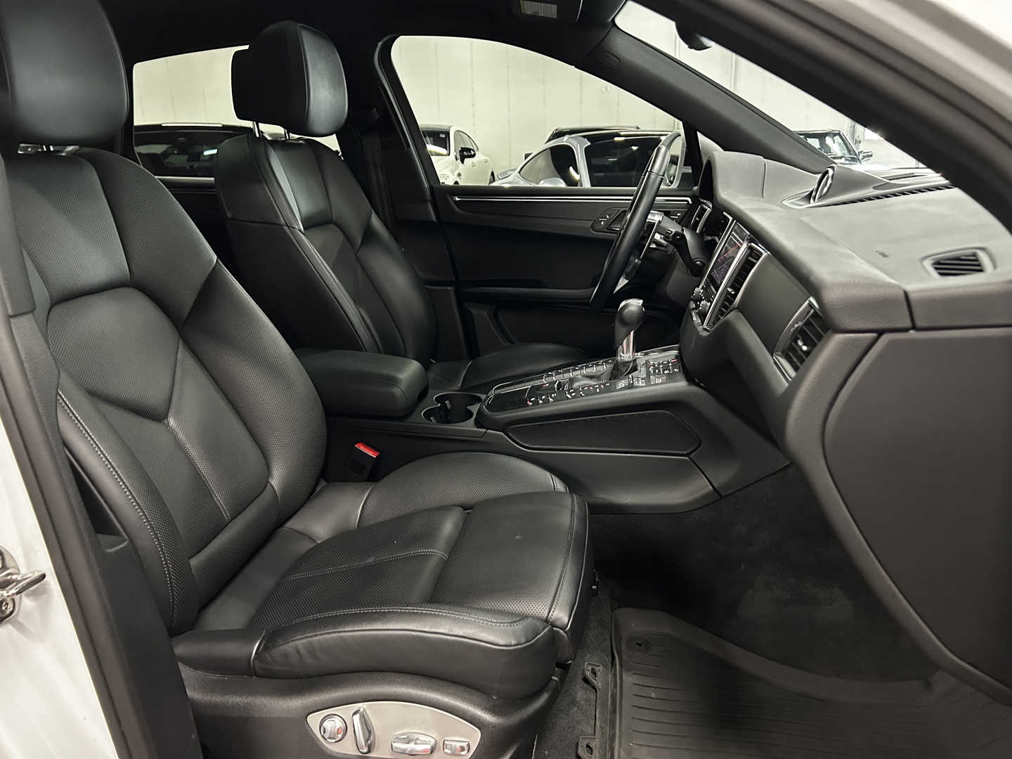 2018 Porsche Macan Sport Edition, 多伦多, 全款车