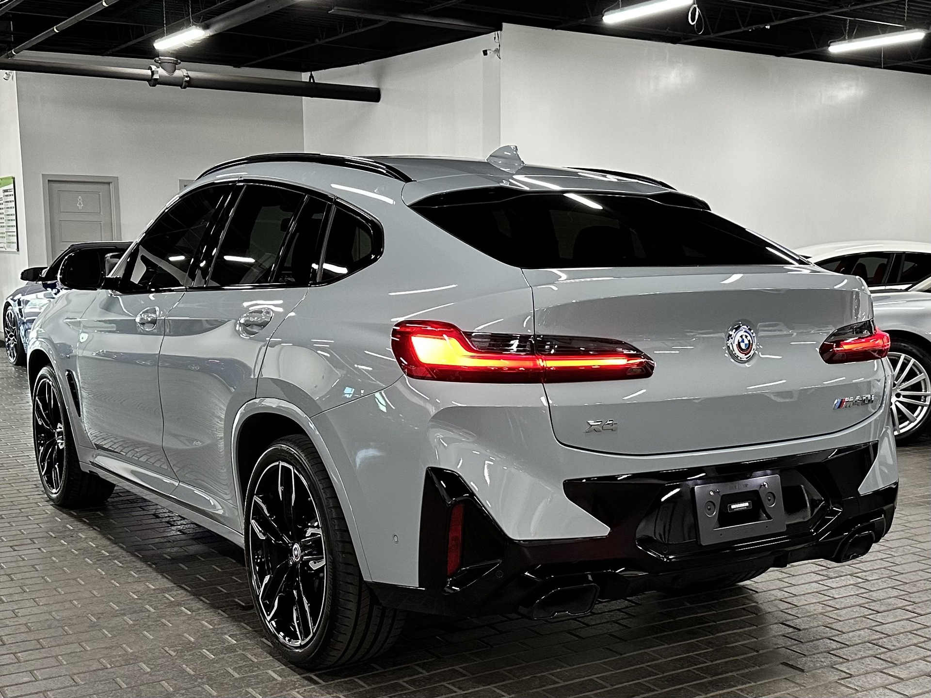 2023 BMW X4 M40i, 多伦多, 全款车