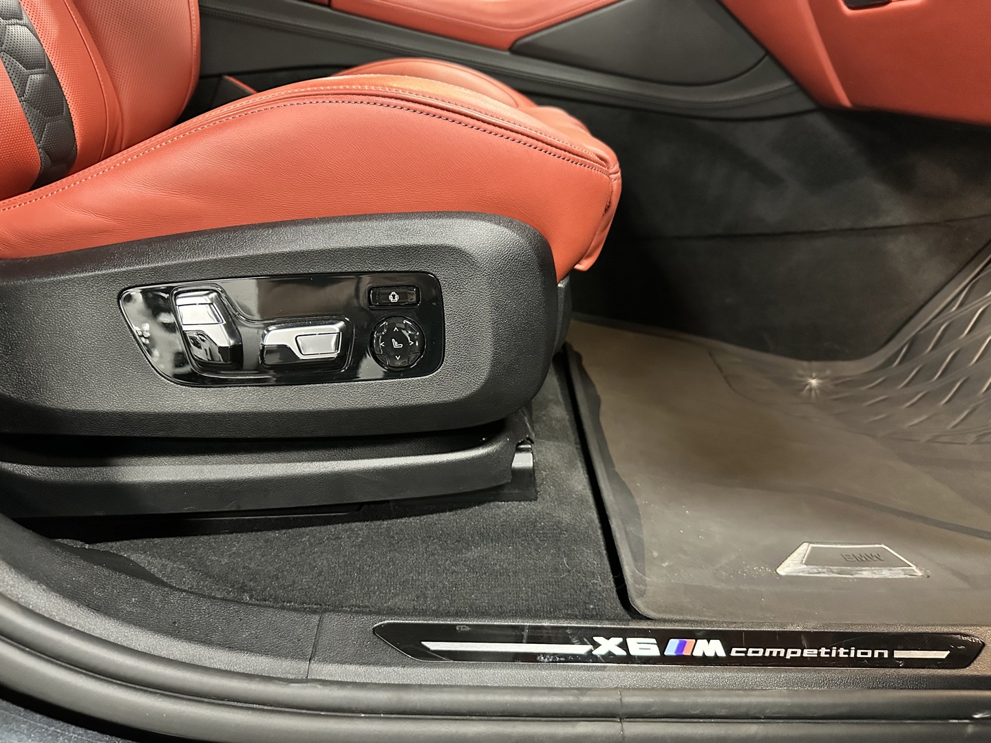 2020 BMW X6 M Competition, 多伦多, 全款车