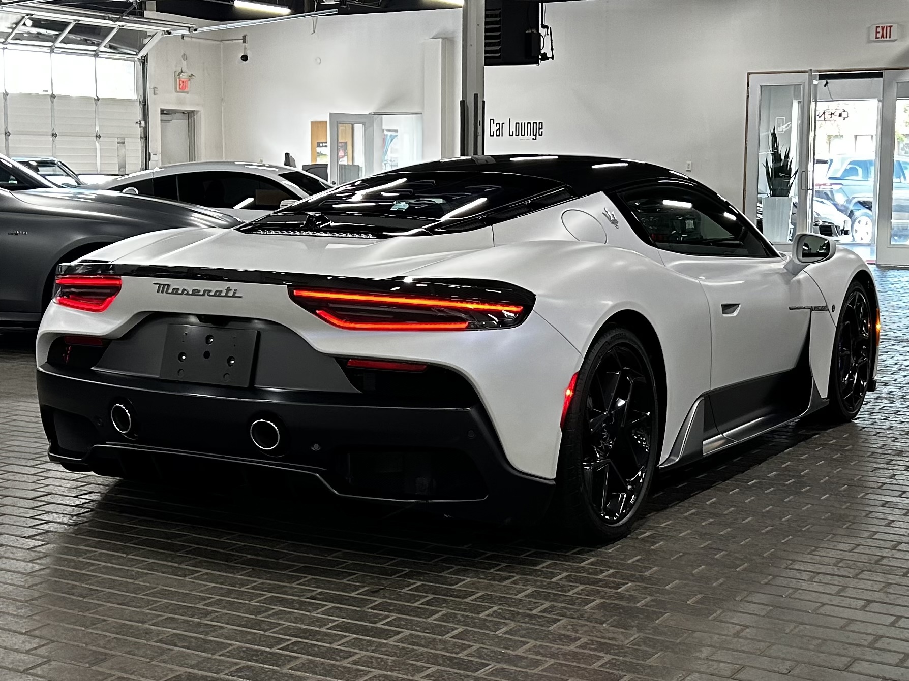 2022 Maserati MC20 MC20, 多伦多, 全款车