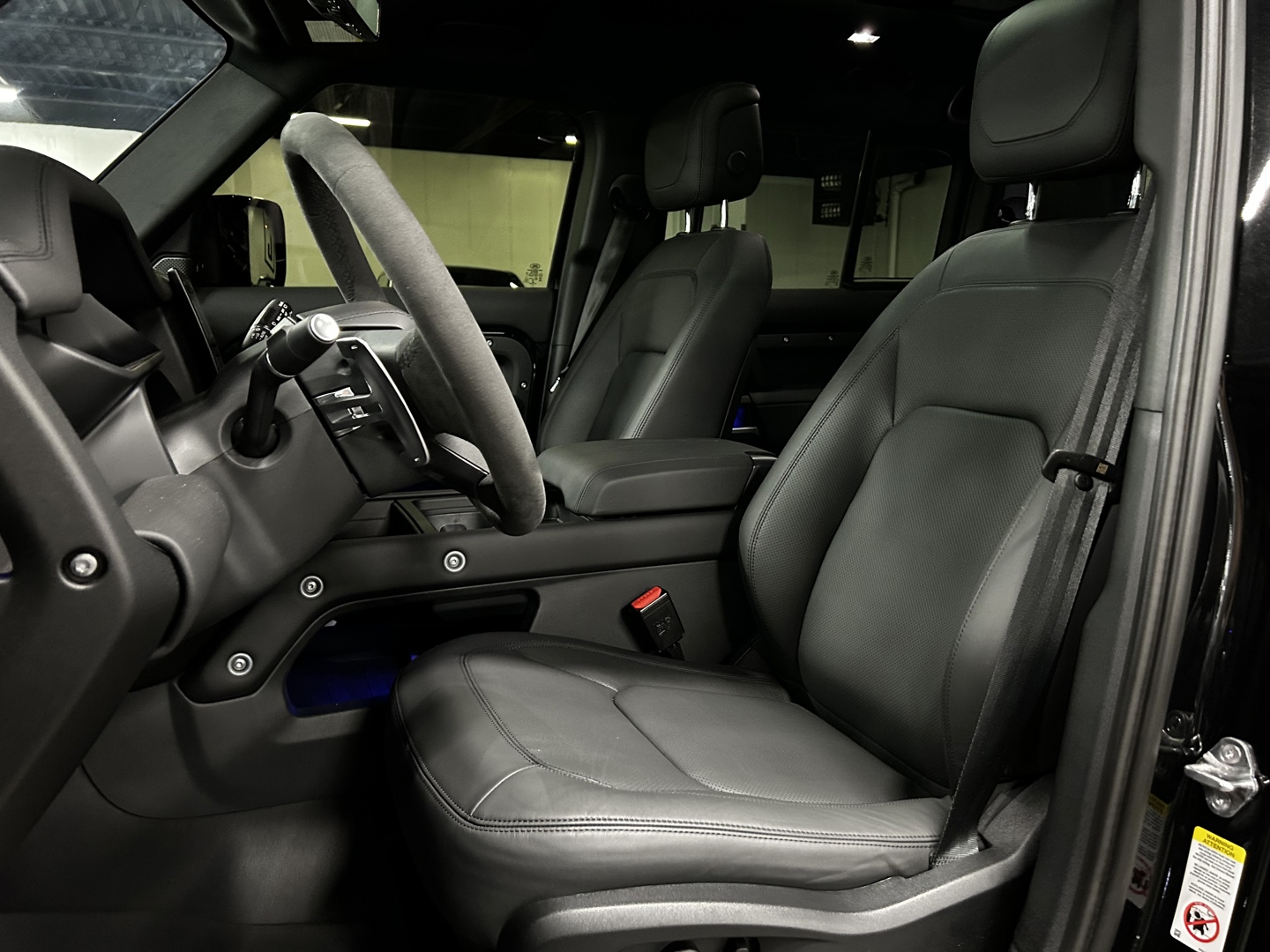 2023 Land Rover Defender 110 V8, 多伦多, 全款车