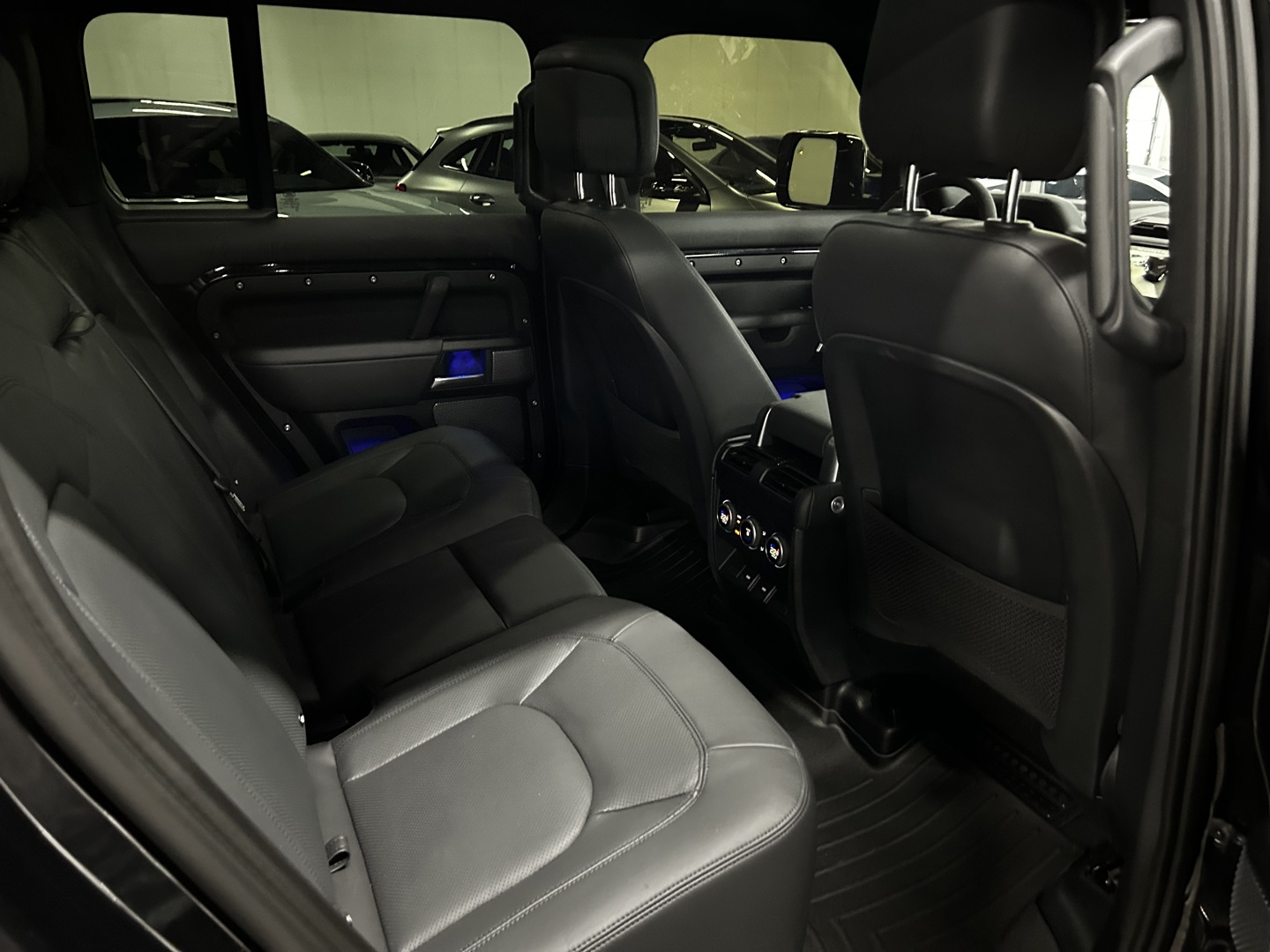 2023 Land Rover Defender 110 V8, 多伦多, 全款车