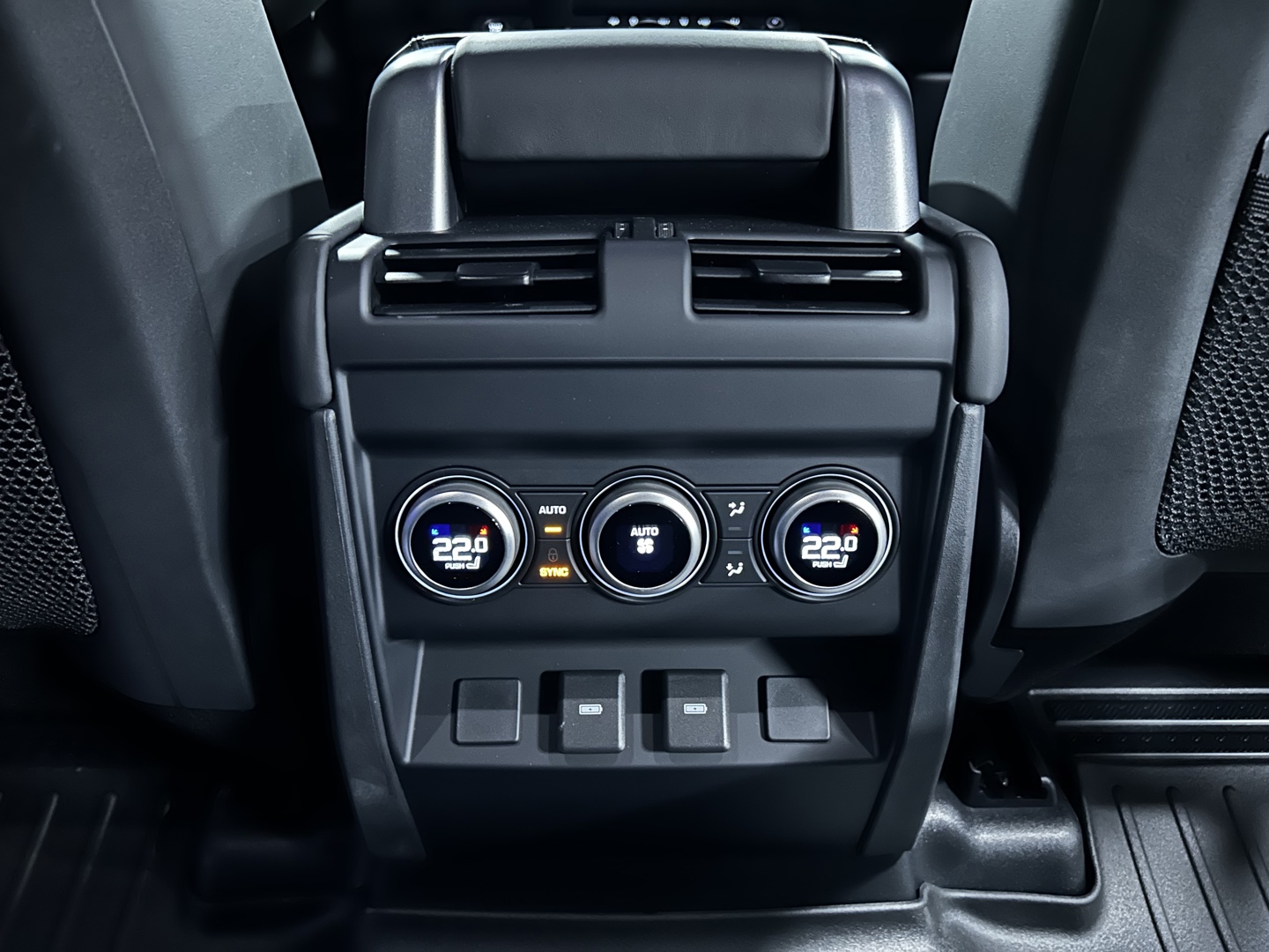 2023 Land Rover Defender 110 V8, 多伦多, 全款车