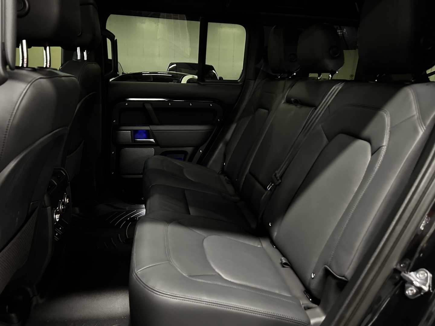 2023 Land Rover Defender 110 V8, 多伦多, 全款车