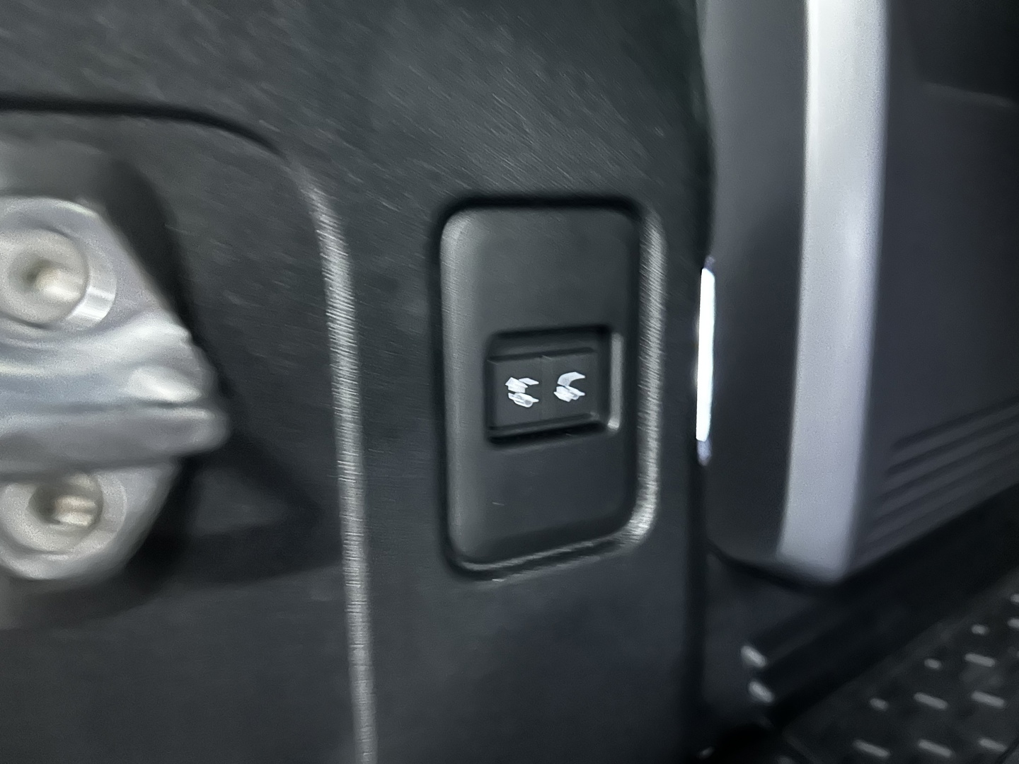 2023 Land Rover Defender 110 V8, 多伦多, 全款车