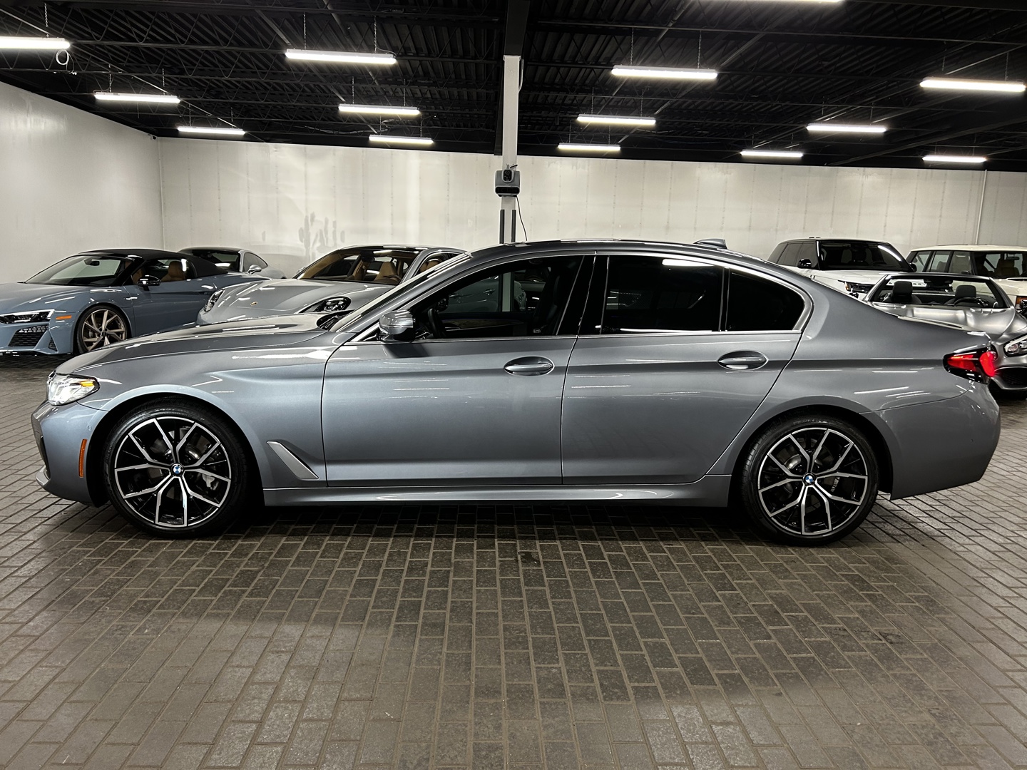 2022 BMW 530i xDrive, 多伦多, 全款车