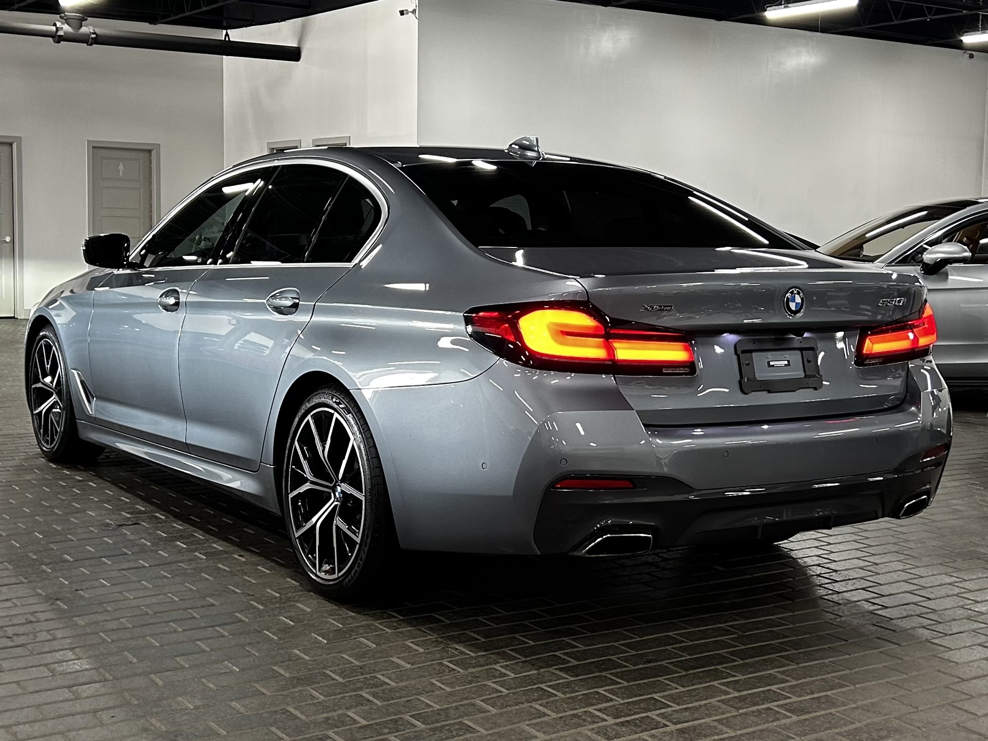 2022 BMW 530i xDrive, 多伦多, 全款车