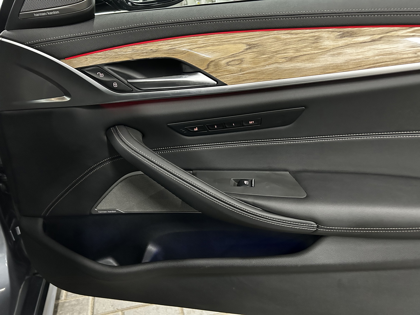 2022 BMW 530i xDrive, 多伦多, 全款车