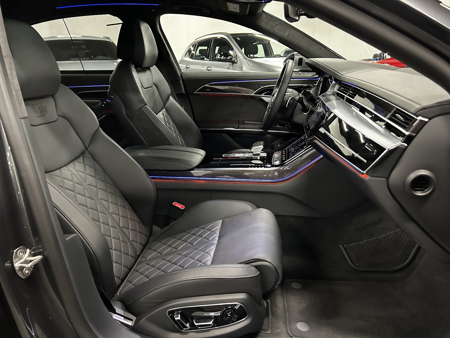 2021 Audi S8 L 4.0T (Tiptronic), 多伦多, 全款车