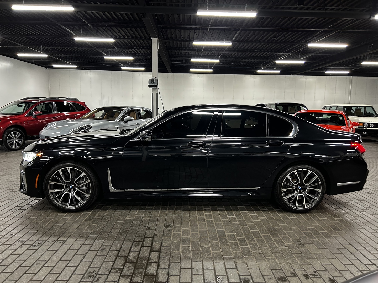 2020 BMW 750i xDrive, 多伦多, 全款车