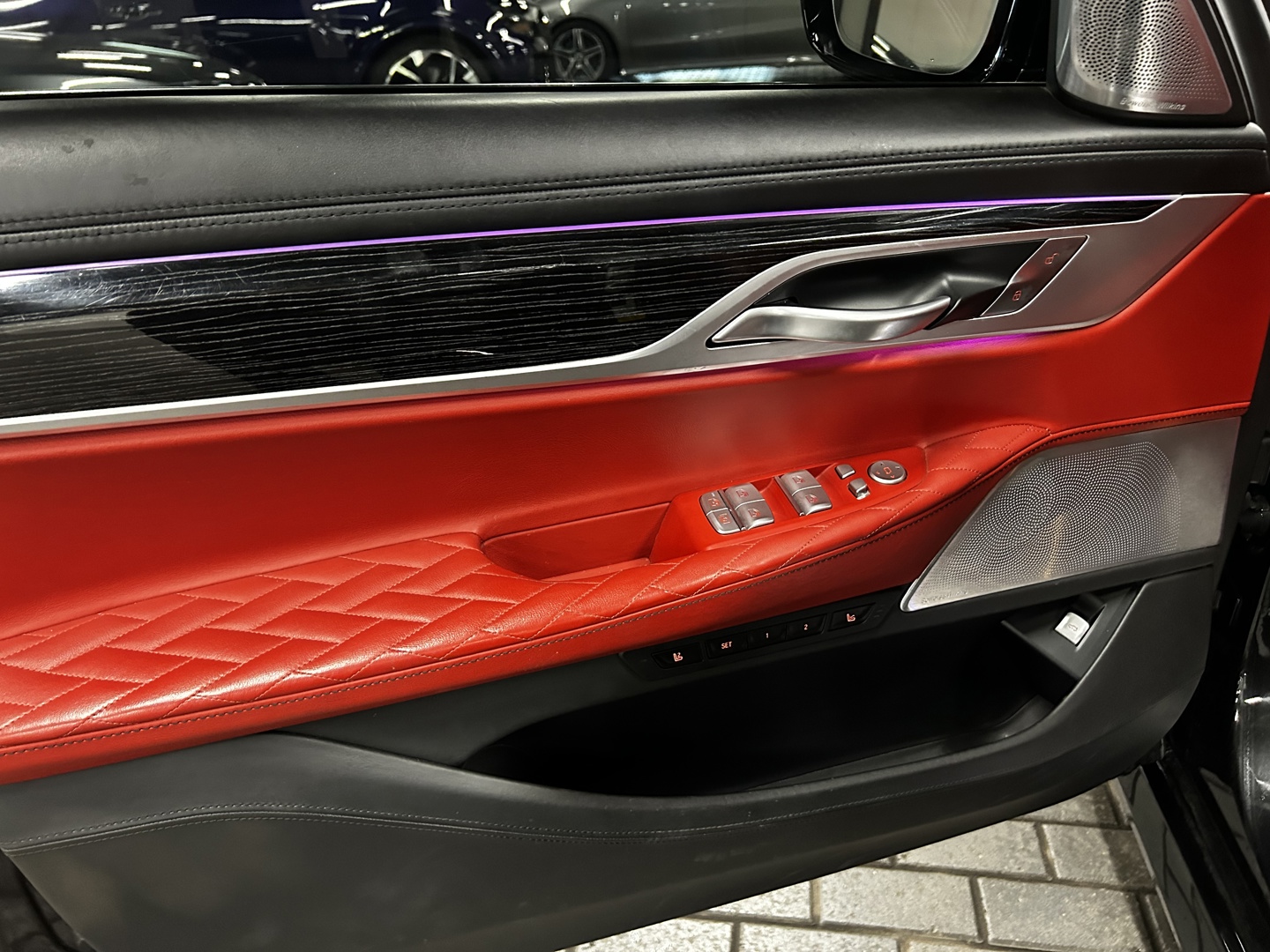 2020 BMW 750i xDrive, 多伦多, 全款车