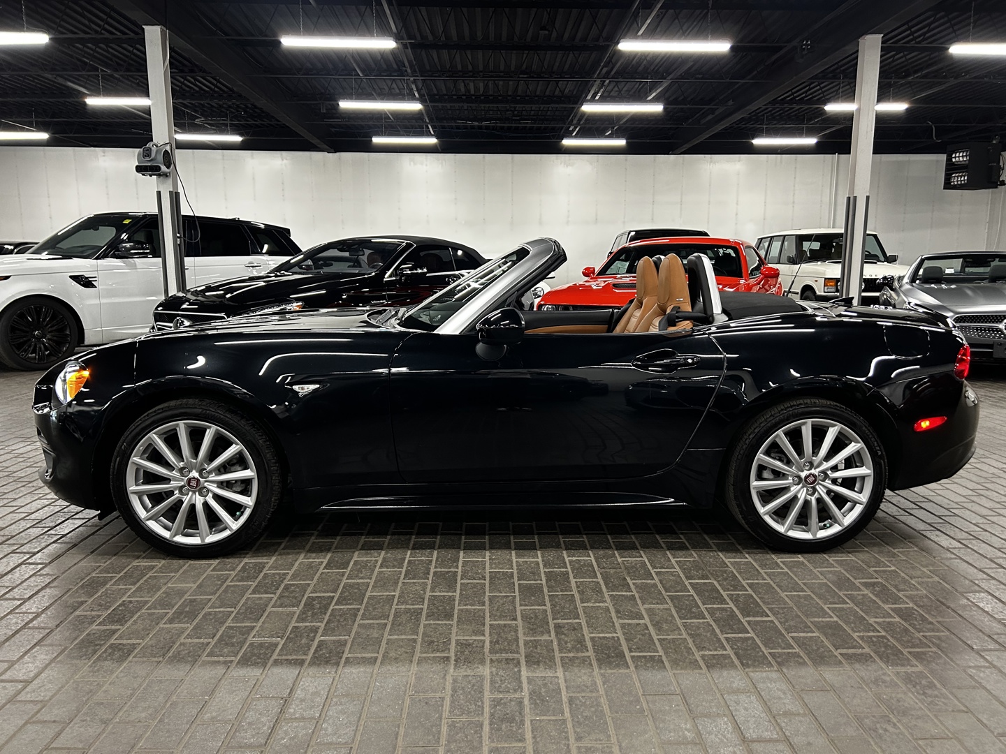 2017 Fiat 124 Spider Lusso, 多伦多, 全款车