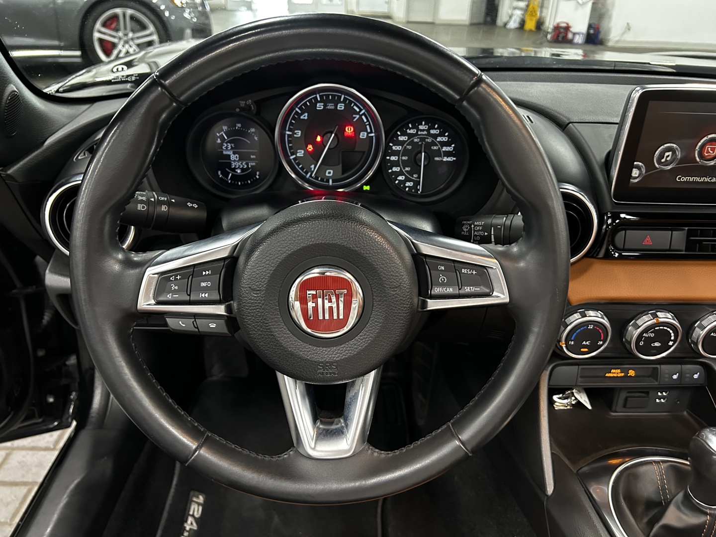 2017 Fiat 124 Spider Lusso, 多伦多, 全款车