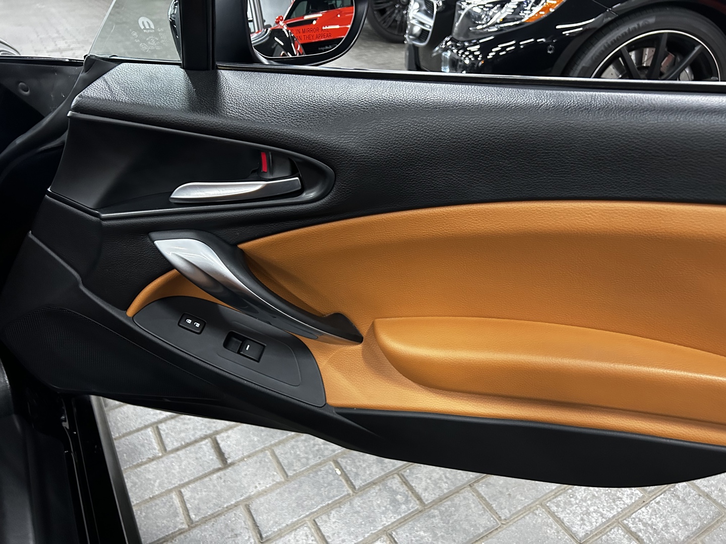 2017 Fiat 124 Spider Lusso, 多伦多, 全款车