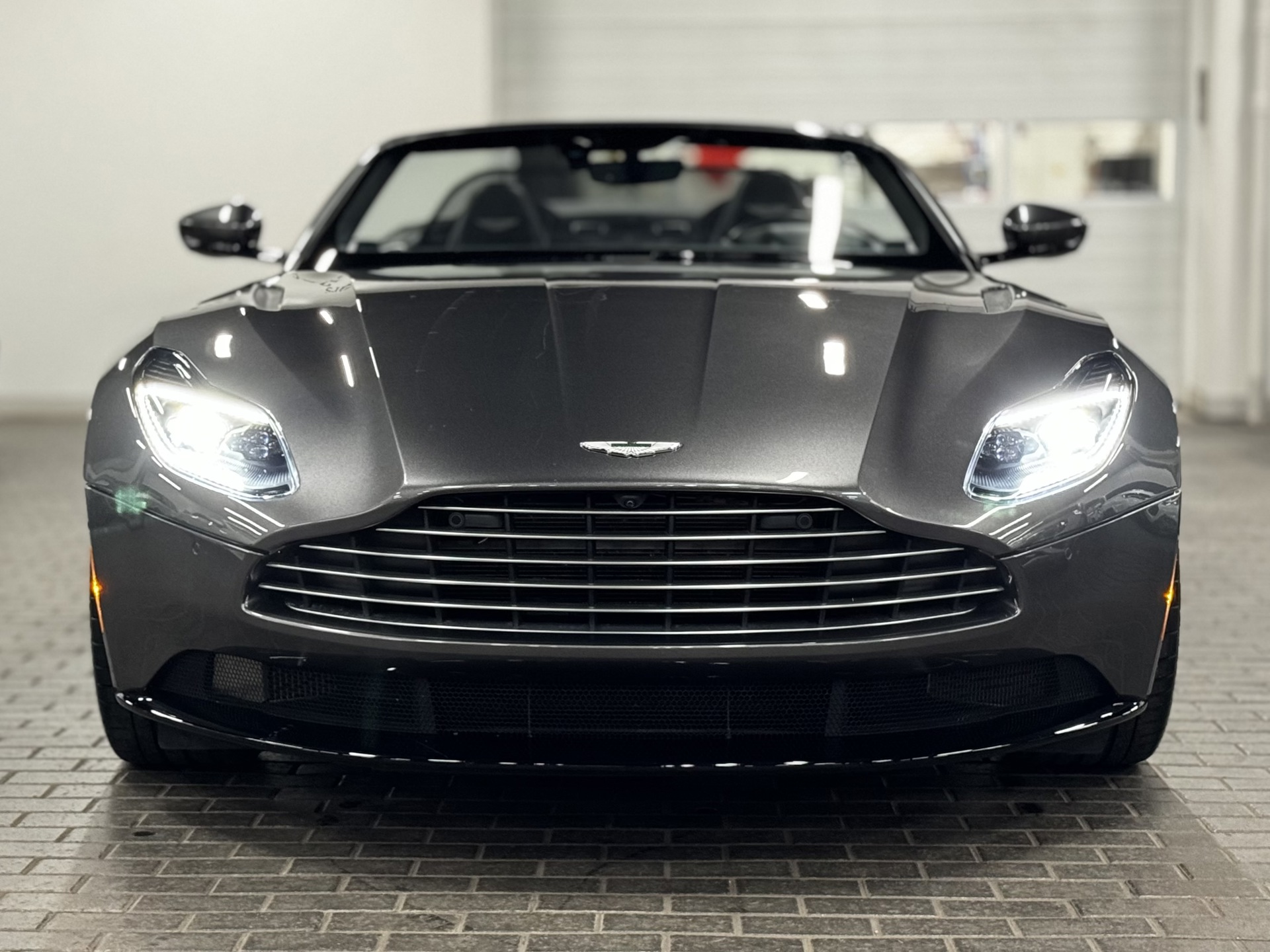 2019 Aston Martin DB11 Volante, 多伦多, 全款车