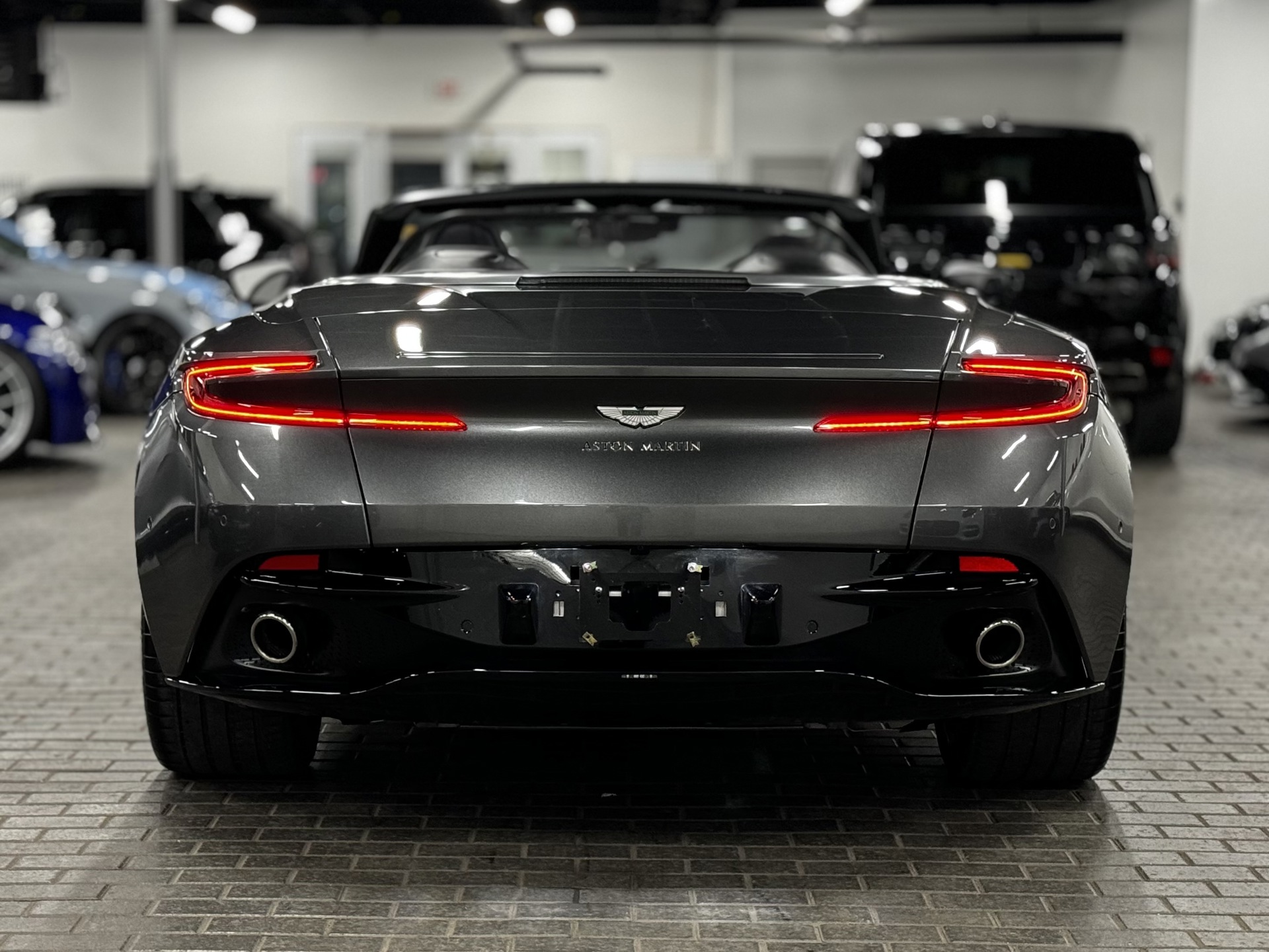 2019 Aston Martin DB11 Volante, 多伦多, 全款车