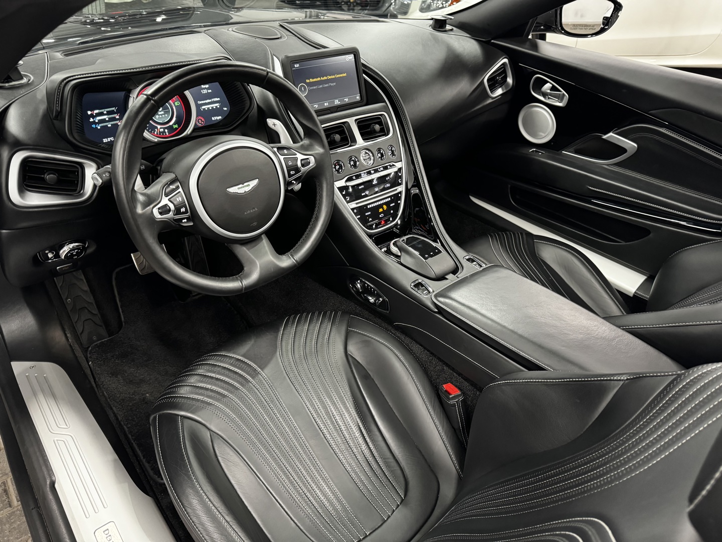 2019 Aston Martin DB11 Volante, 多伦多, 全款车