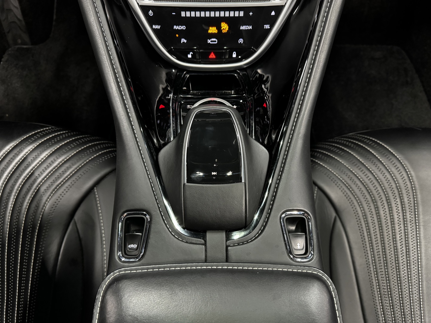 2019 Aston Martin DB11 Volante, 多伦多, 全款车