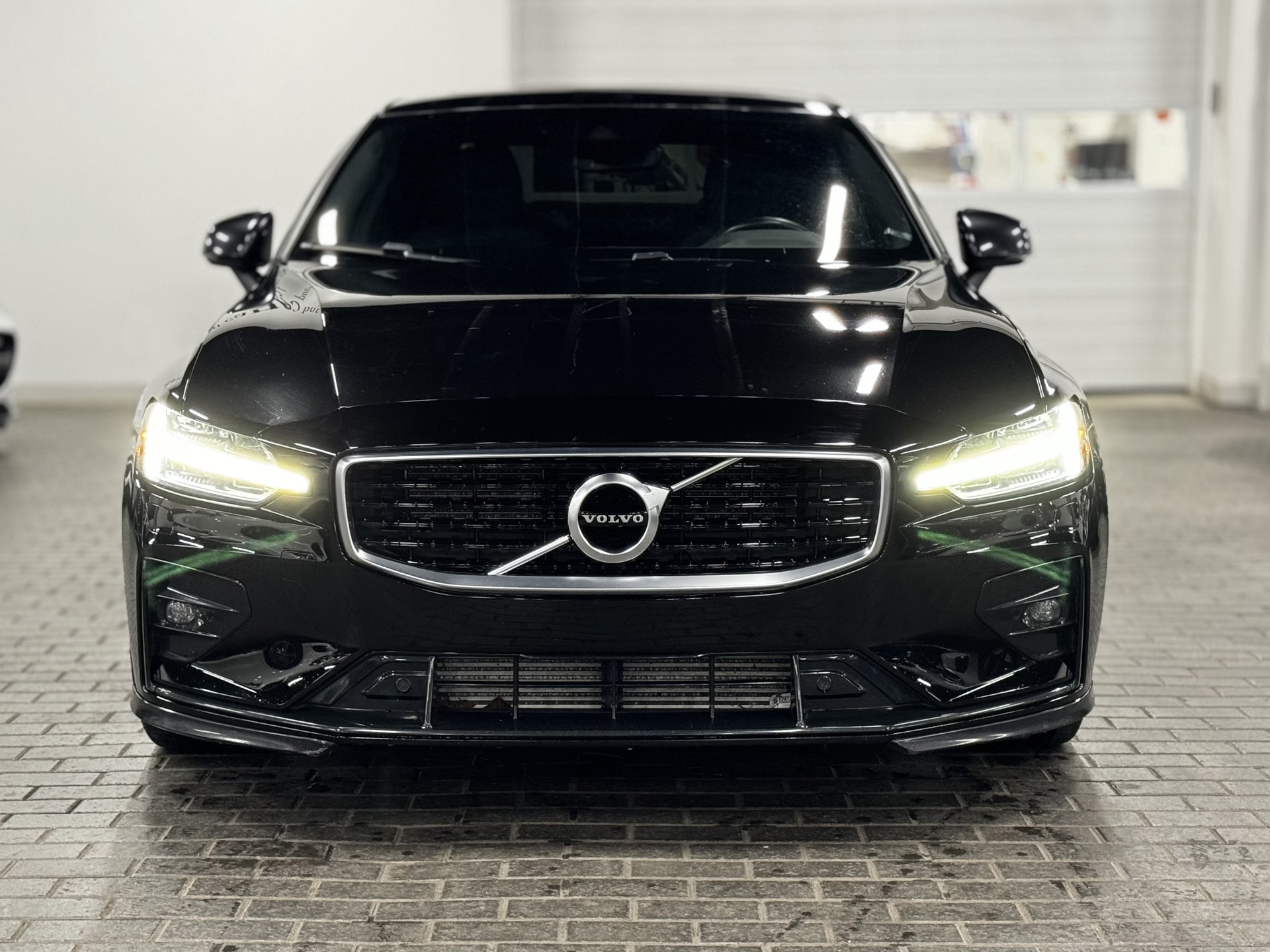 2020 Volvo S60 T6 R-Design, 多伦多, 五大行Finance估价