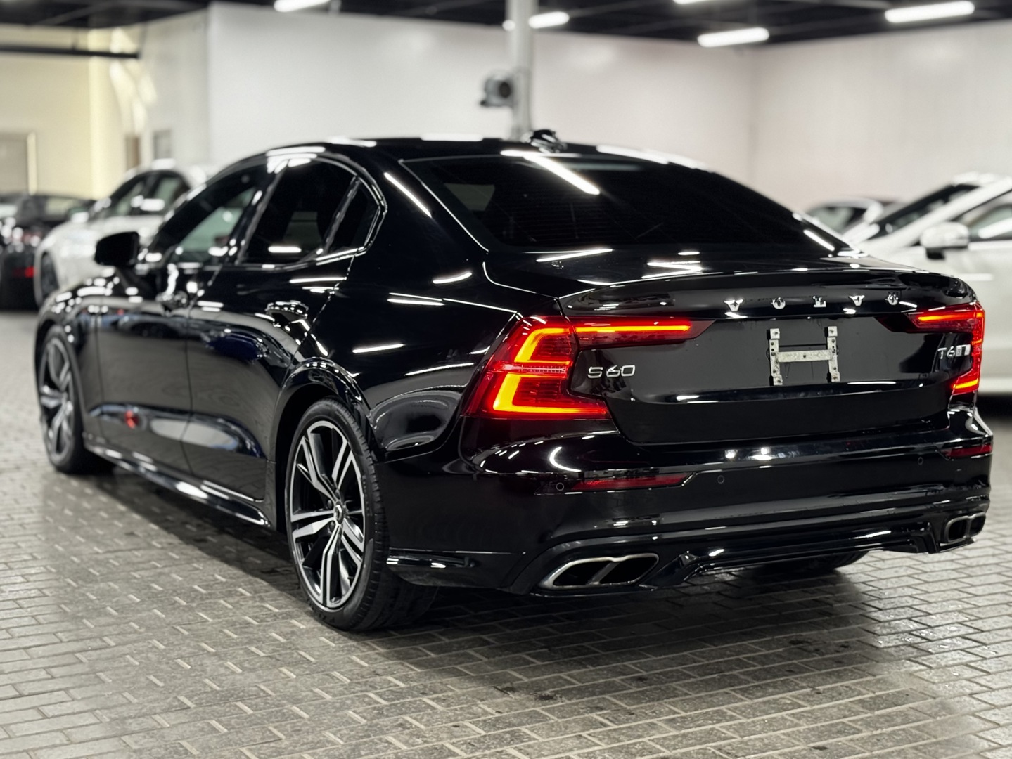 2020 Volvo S60 T6 R-Design, 多伦多, 五大行Finance估价