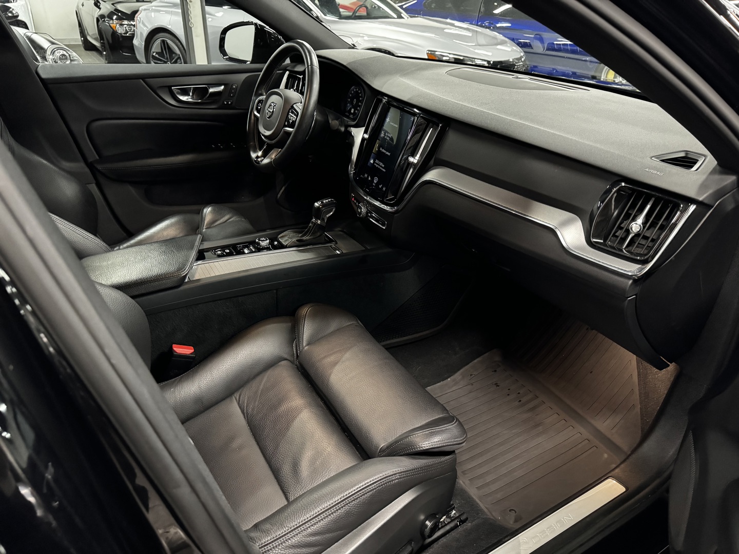 2020 Volvo S60 T6 R-Design, 多伦多, 五大行Finance估价