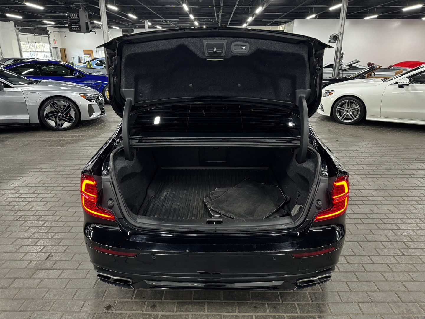 2020 Volvo S60 T6 R-Design, 多伦多, 五大行Finance估价