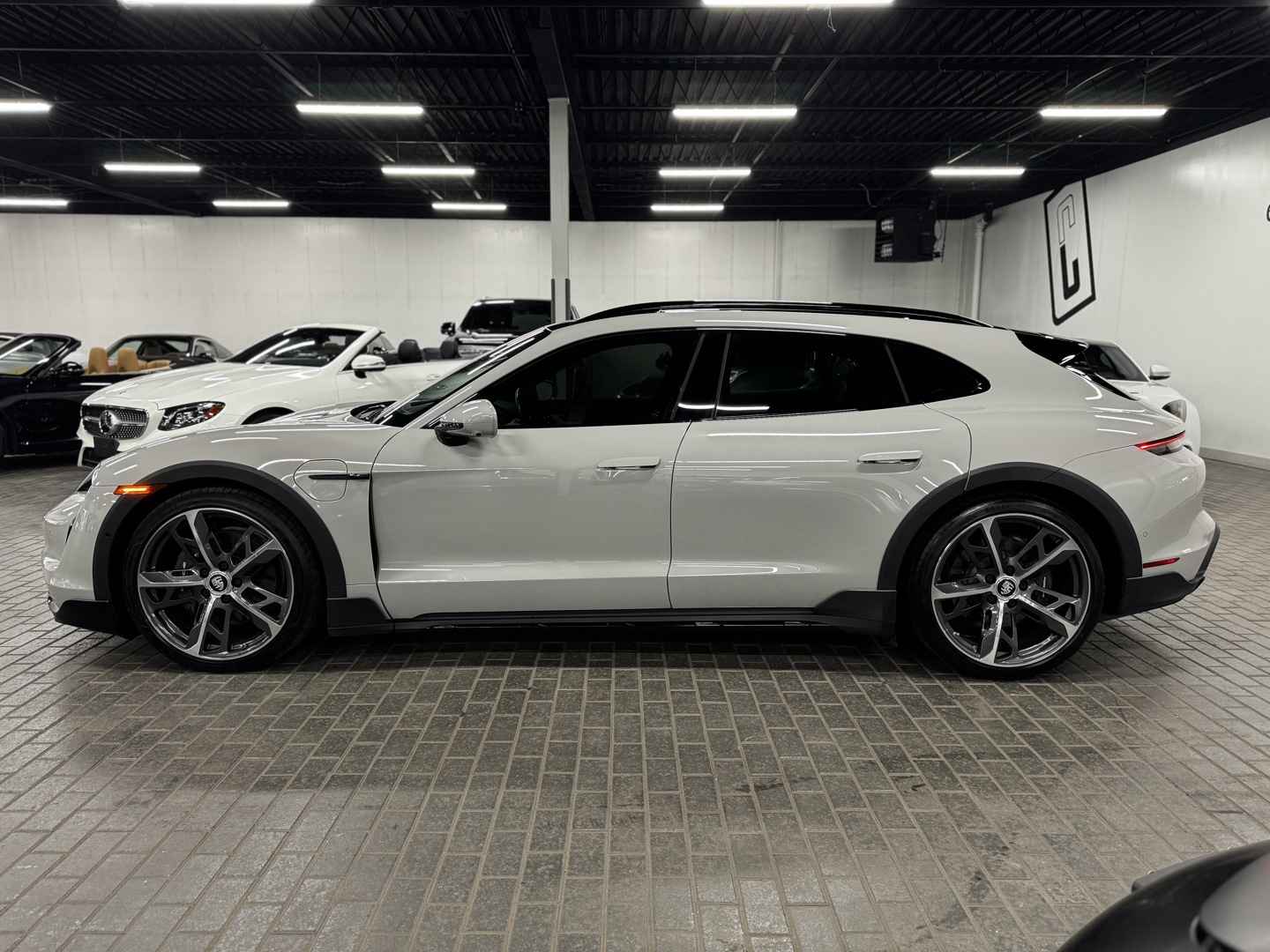 2022 Porsche Taycan Cross Turismo 4, 多伦多, 全款车