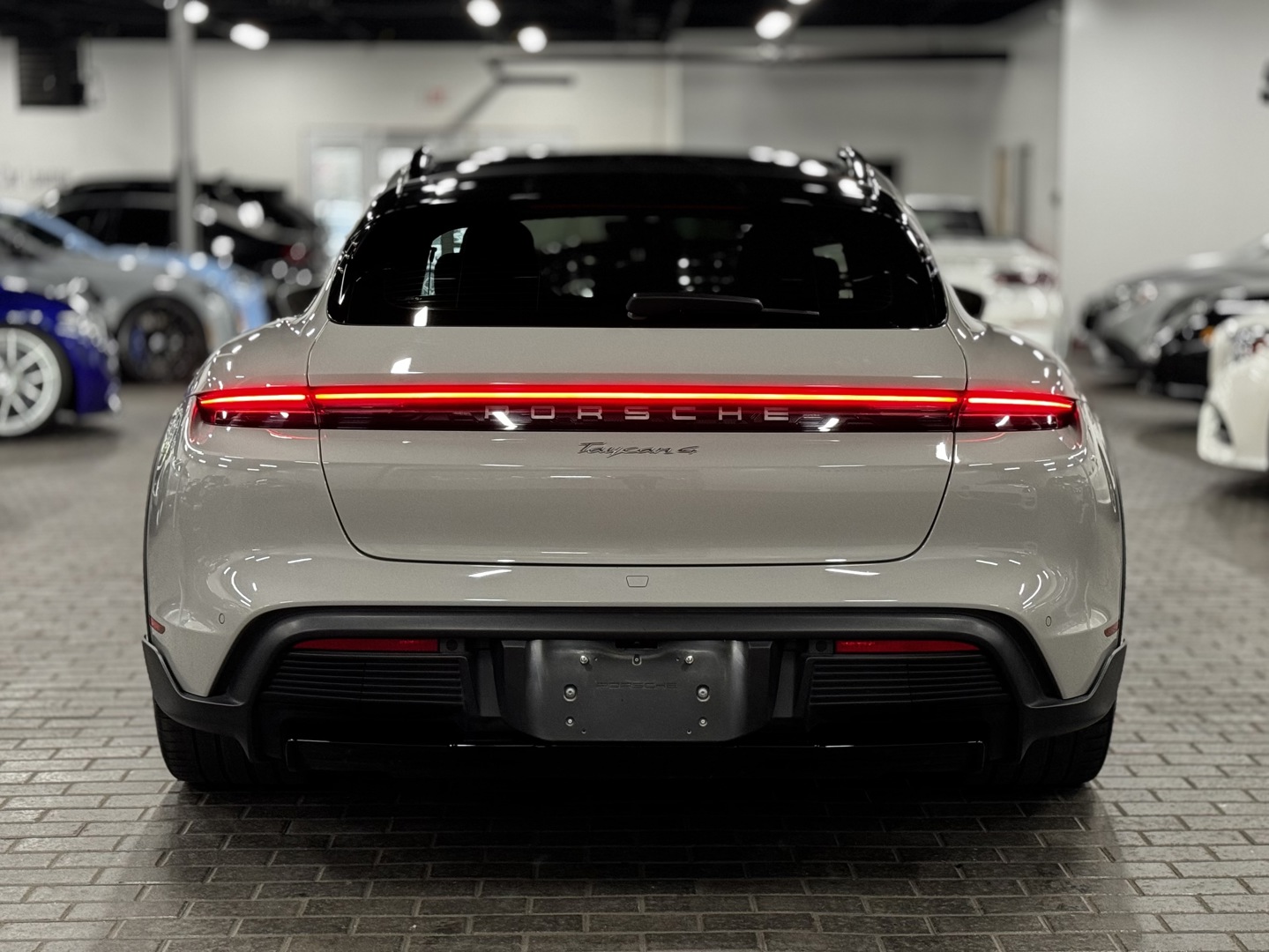 2022 Porsche Taycan Cross Turismo 4, 多伦多, 全款车