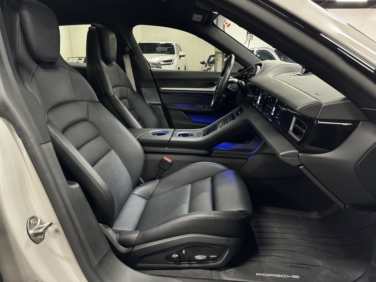 2022 Porsche Taycan Cross Turismo 4, 多伦多, 全款车