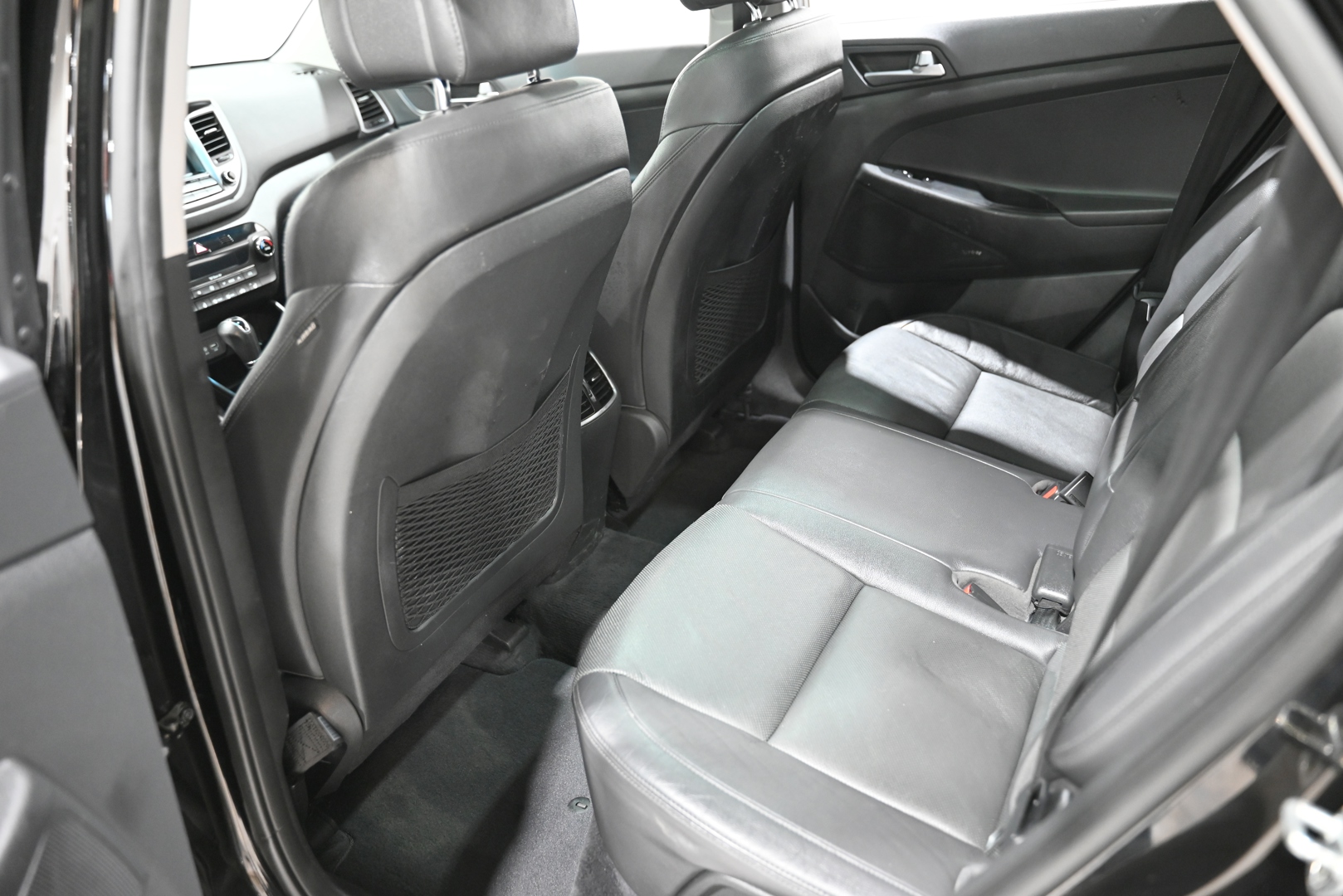 vehicle-gal28