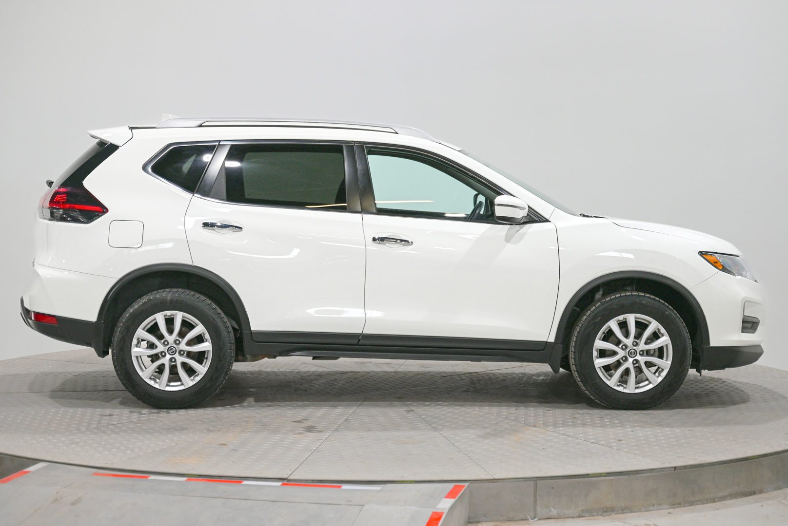 vehicle-gal8