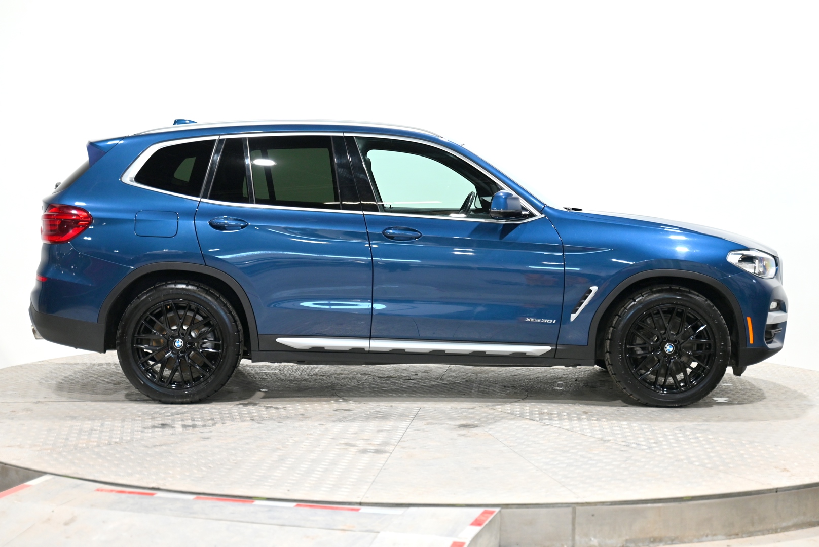 vehicle-gal8