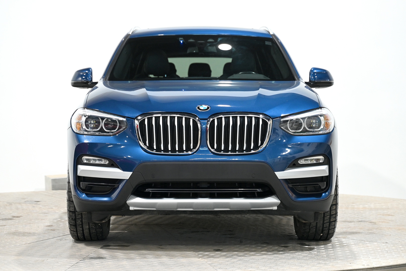 vehicle-gal10