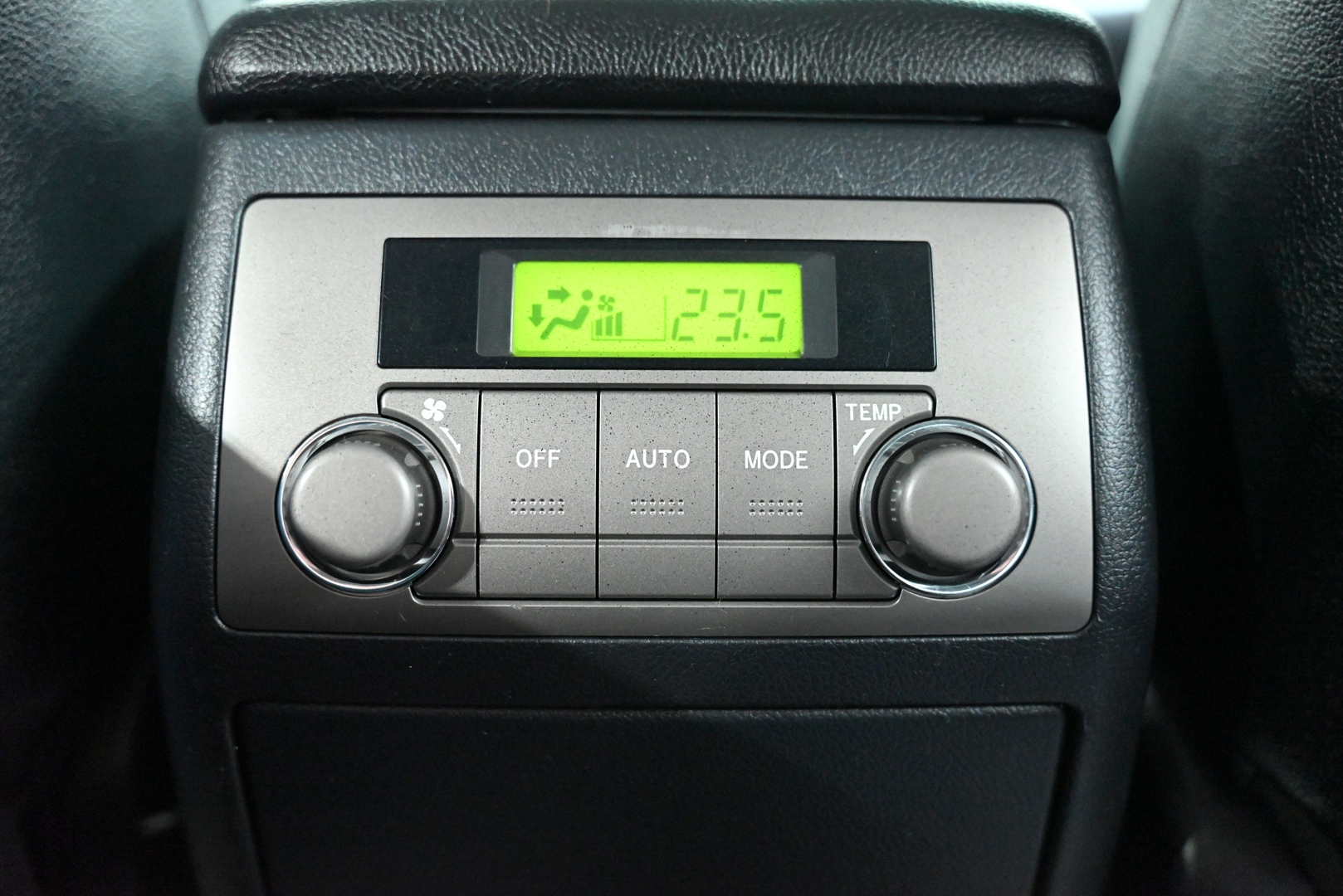 vehicle-gal25