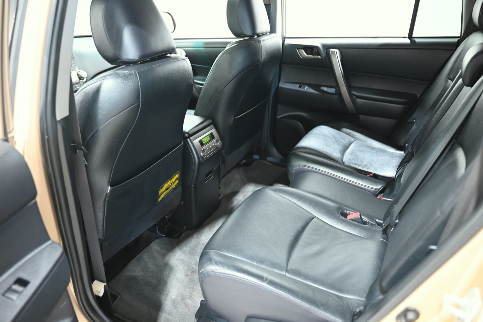 vehicle-gal24