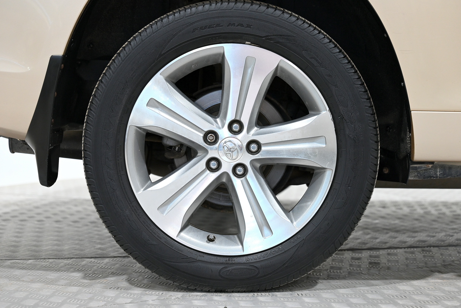 vehicle-gal33