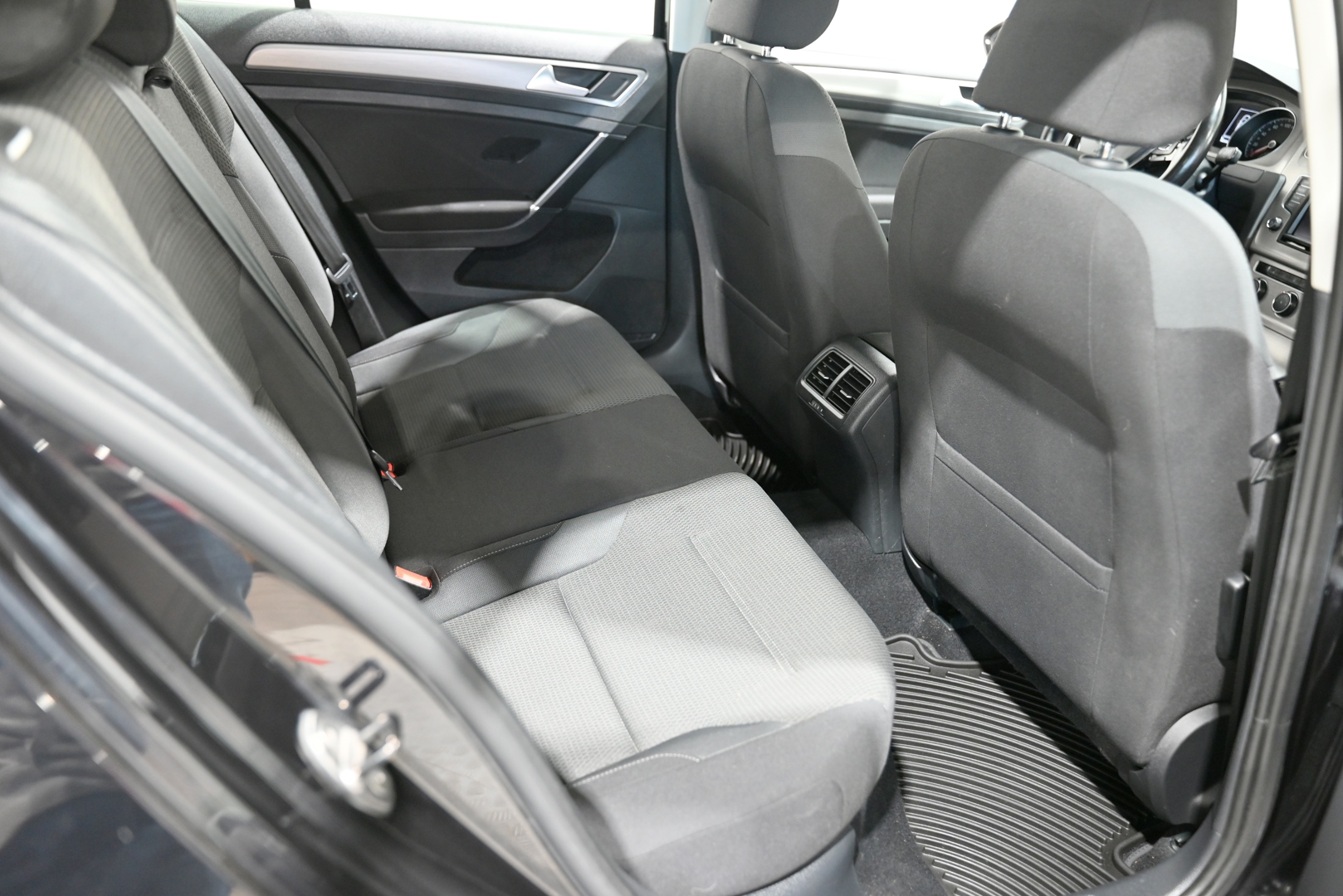 vehicle-gal25