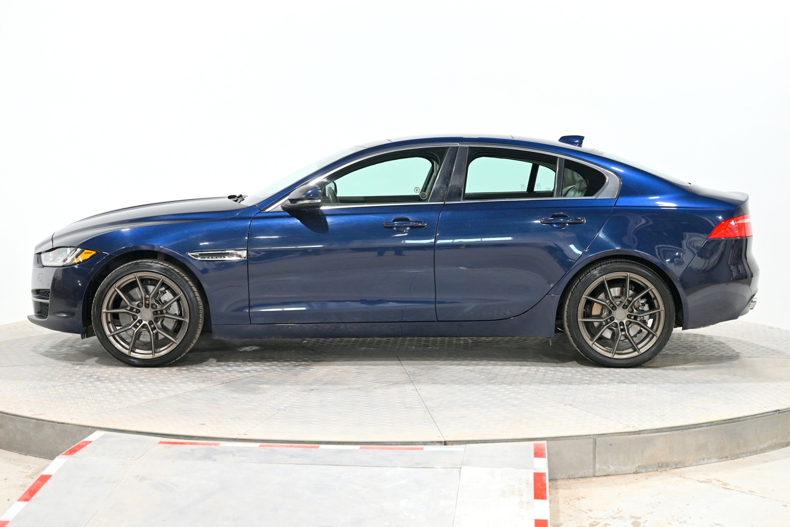 vehicle-gal3