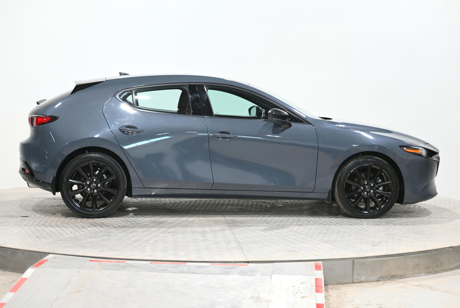 vehicle-gal8