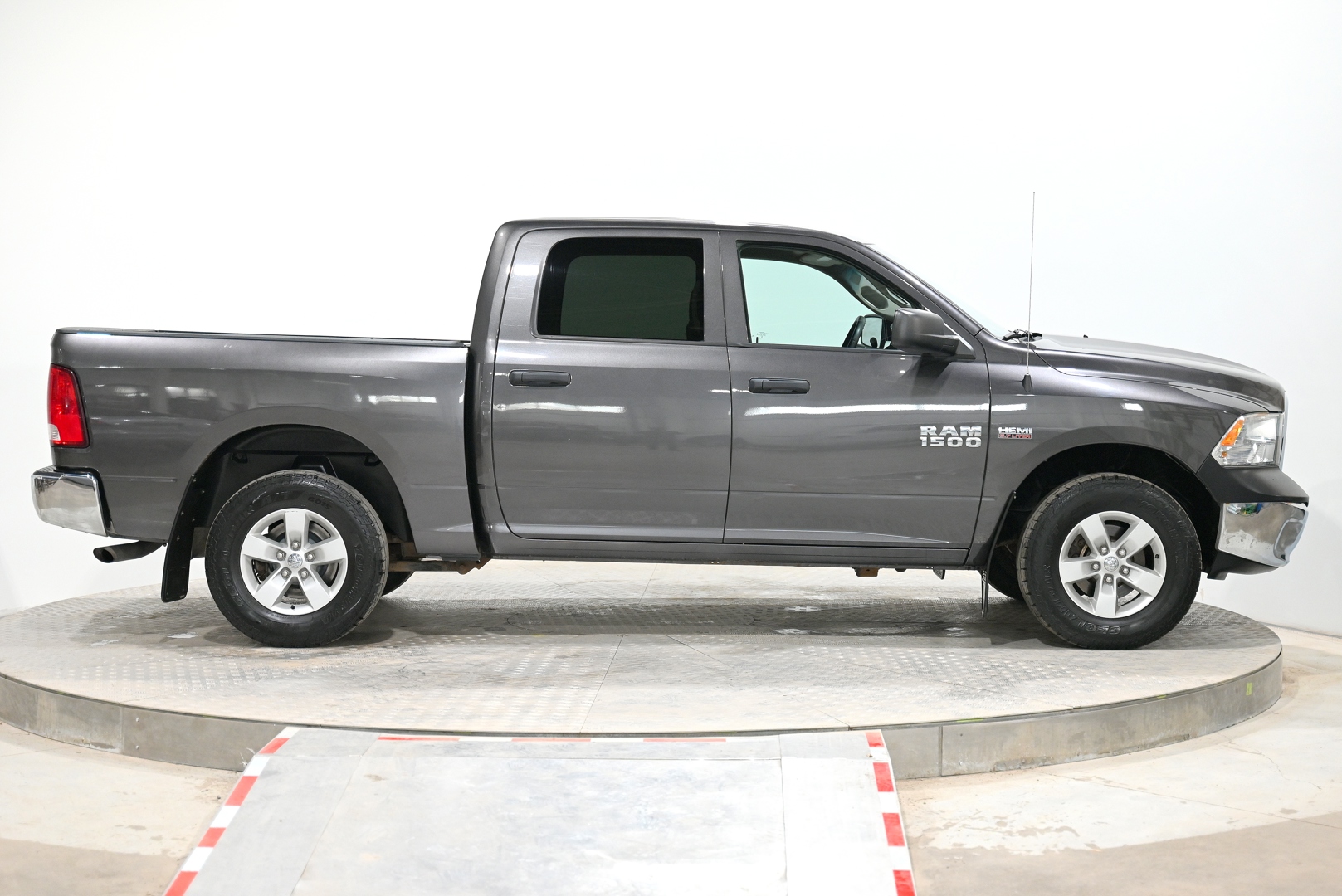 vehicle-gal8