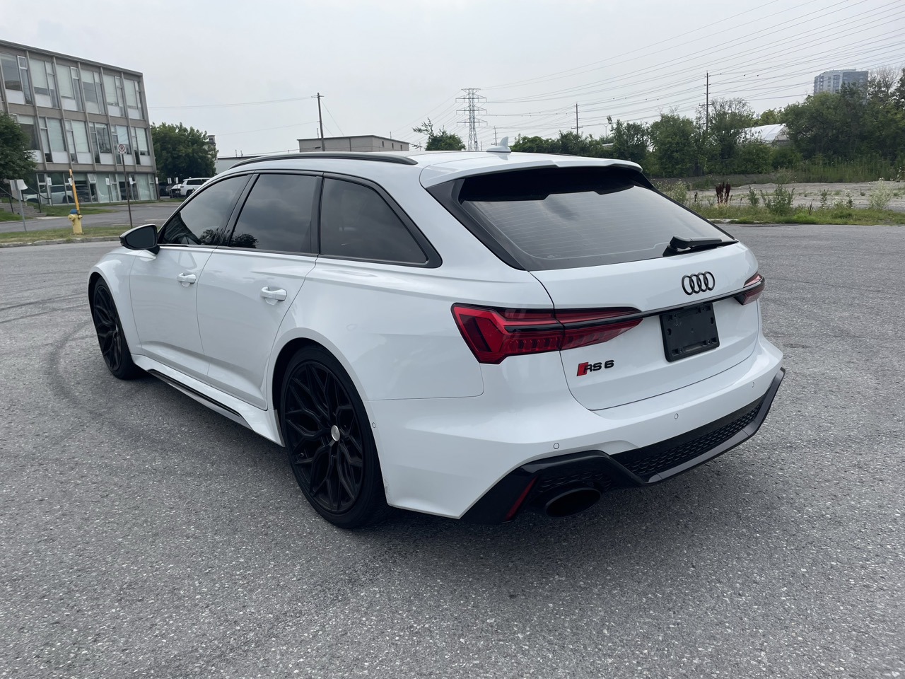 2021 Audi RS 6 Avant quattro