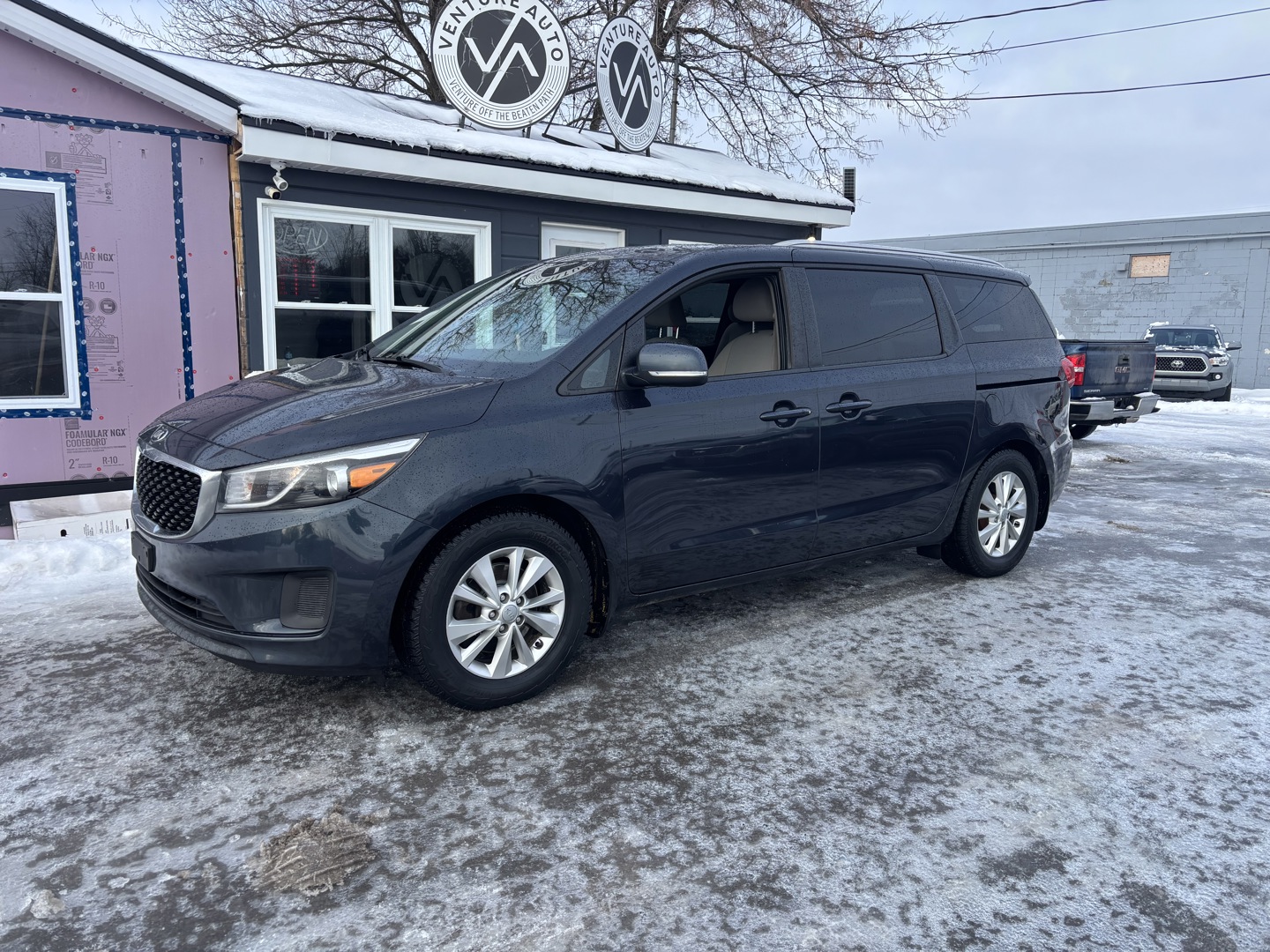 2016 Kia Sedona LX