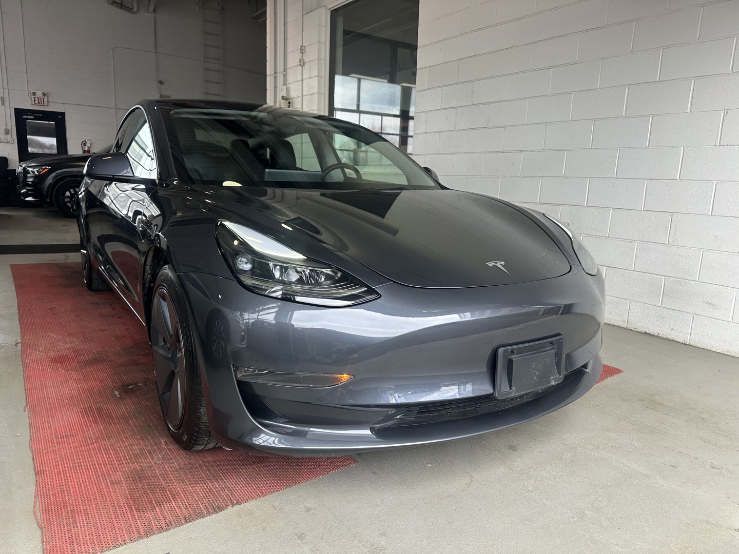 2023 Tesla Model 3 RWD