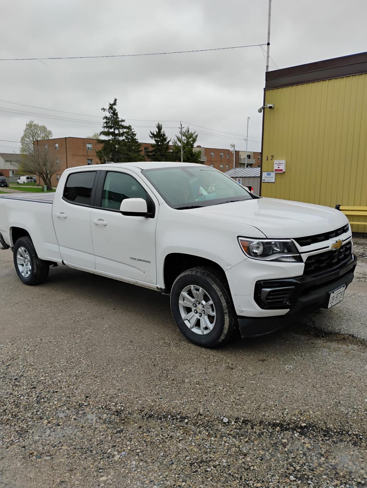 White 2022 Chevrolet Colorado LT Crew Cab LB RWD Pickup Truck 4X2 Automatic
